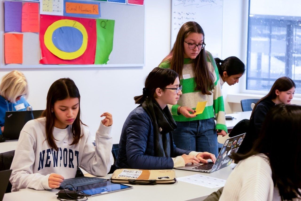 isl-girls-coding-weekend-7