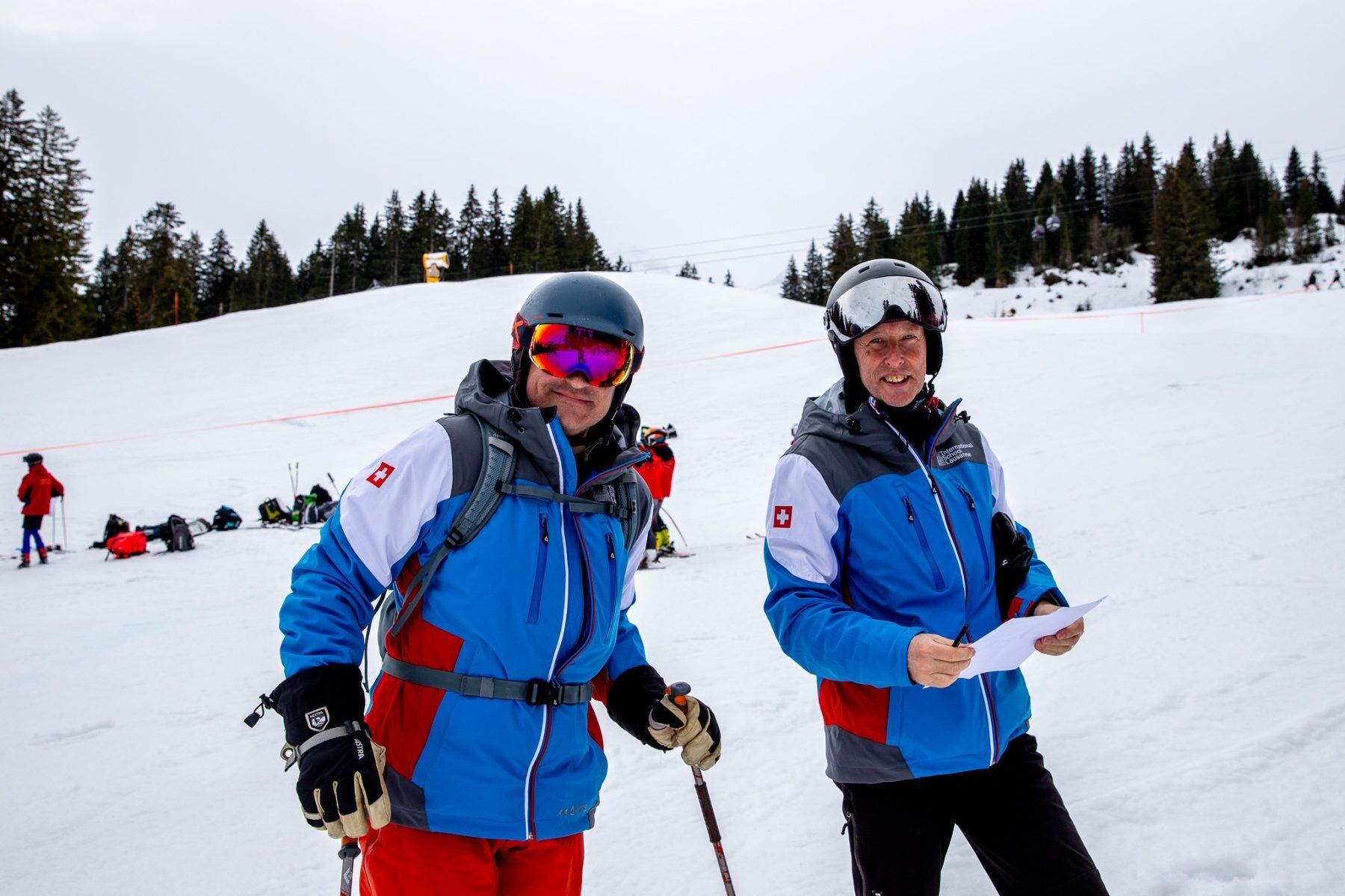 isl-teachers-ski-race-day