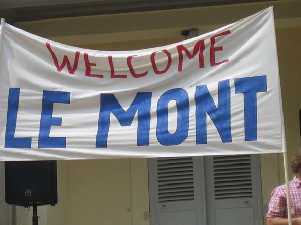 Banner at ISL 