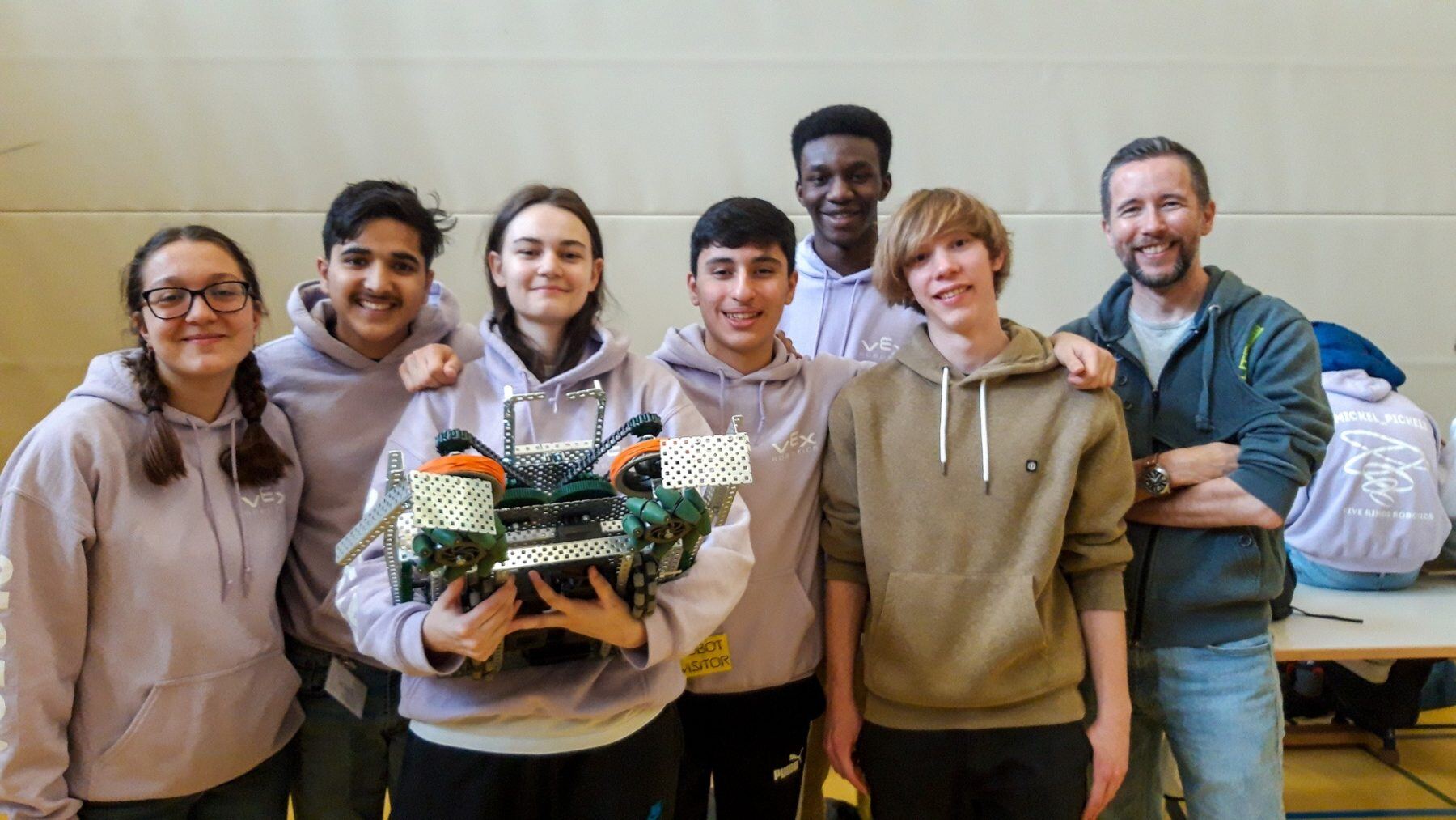 vex-robotics-finals-isl