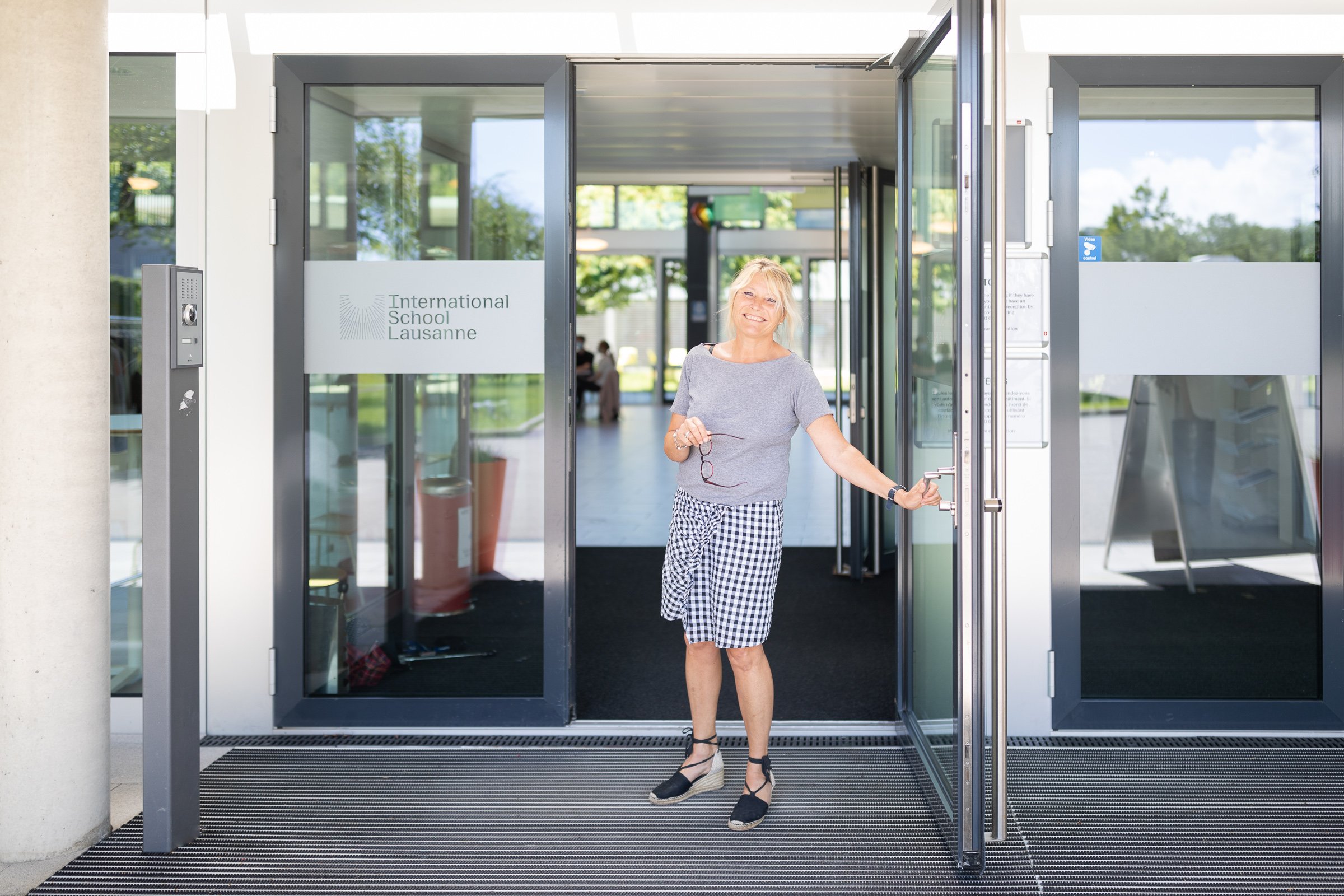 stemutz_photo_international_school_of_lausanne_2400px-IMF_1982